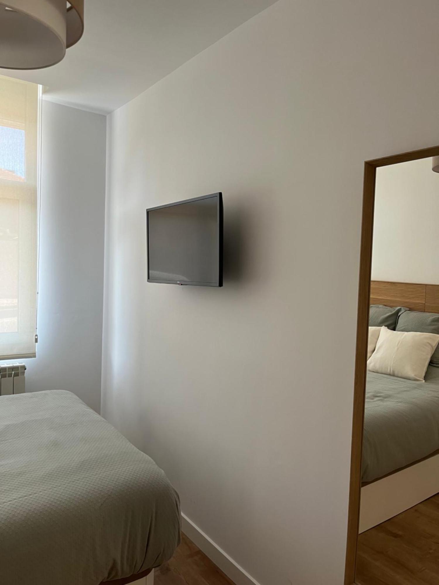 Apartamento Puerta De Burgos Vut09605 Exterior foto