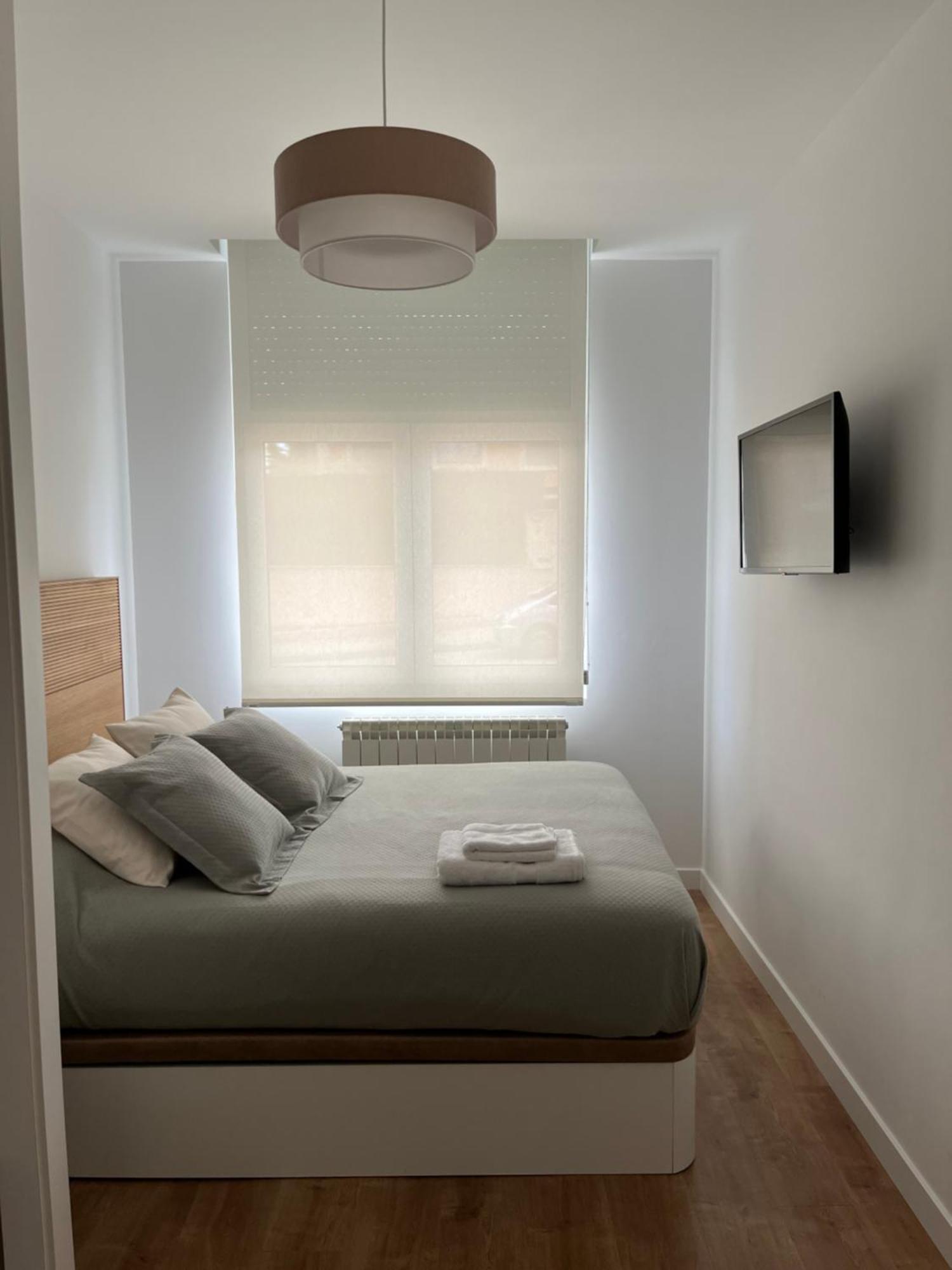 Apartamento Puerta De Burgos Vut09605 Exterior foto